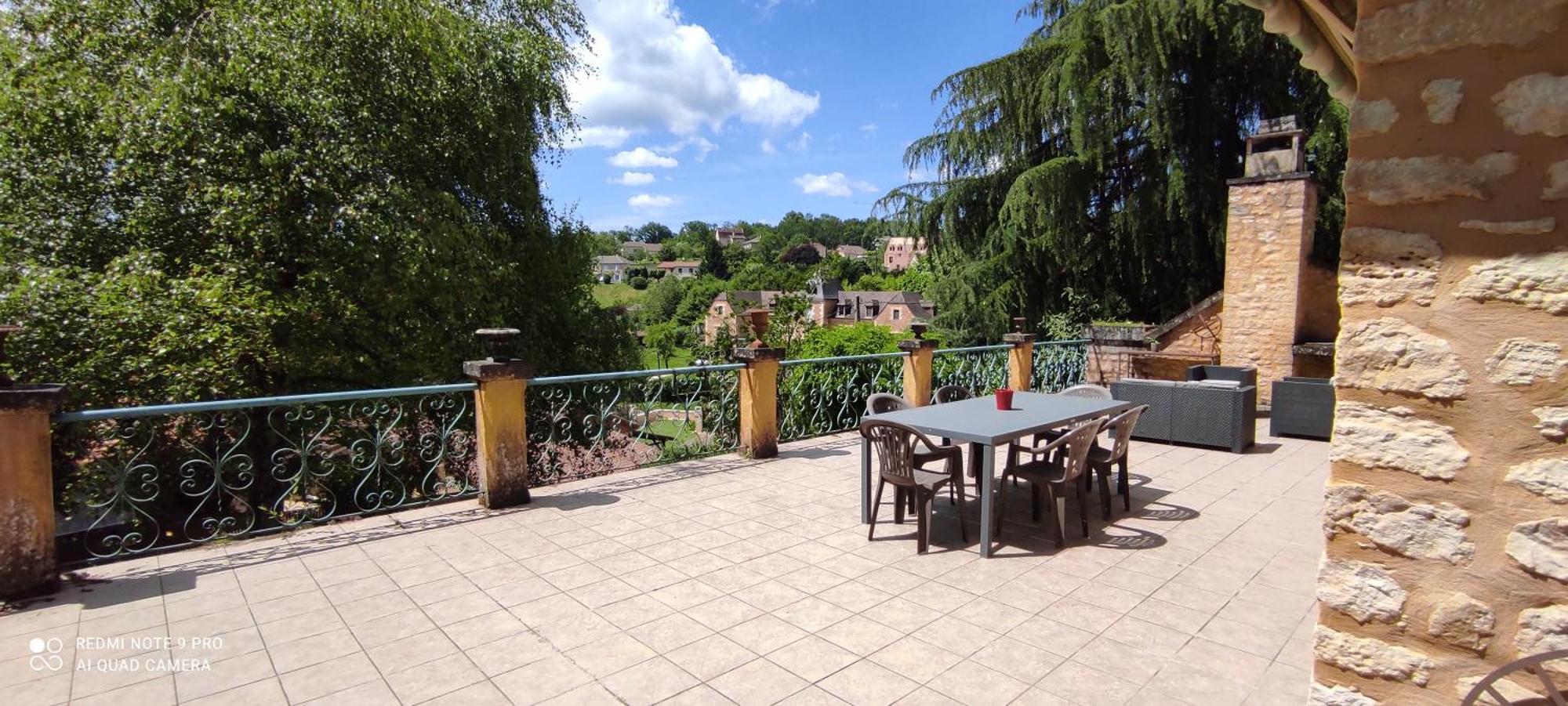 Maison Avec Jolie Vue, 5mn A Pied Du Centre *