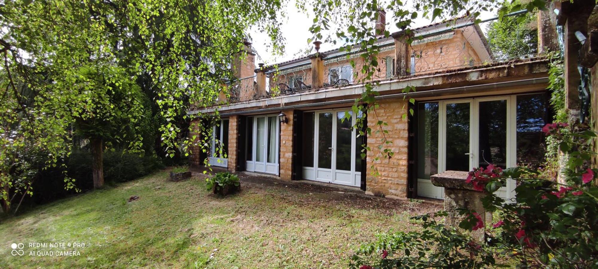 Maison Avec Jolie Vue, 5mn A Pied Du Centre
